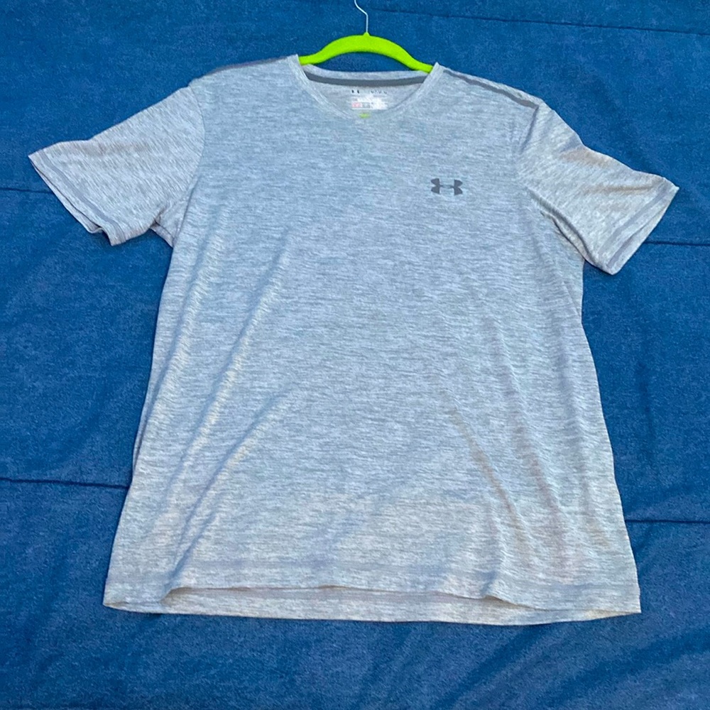 Grey under armor t-shirt